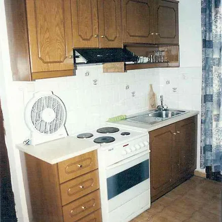 Hotel Elena 'the Family' 3*